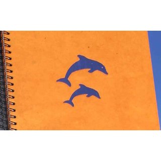 Foto-Spiralbum 22x18 Bütte orange, Prägung Delfin blau